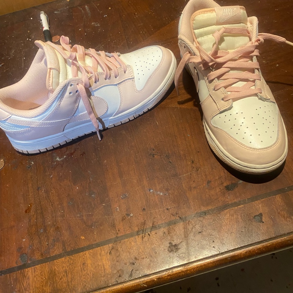 Pink and White Sneakers comes with box